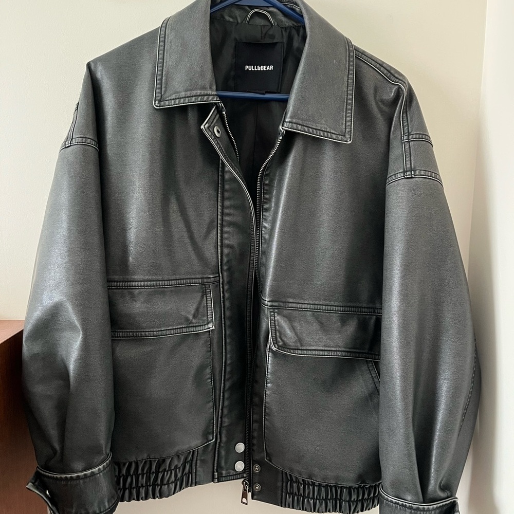 Pull&Bear Black Bomber Jacket